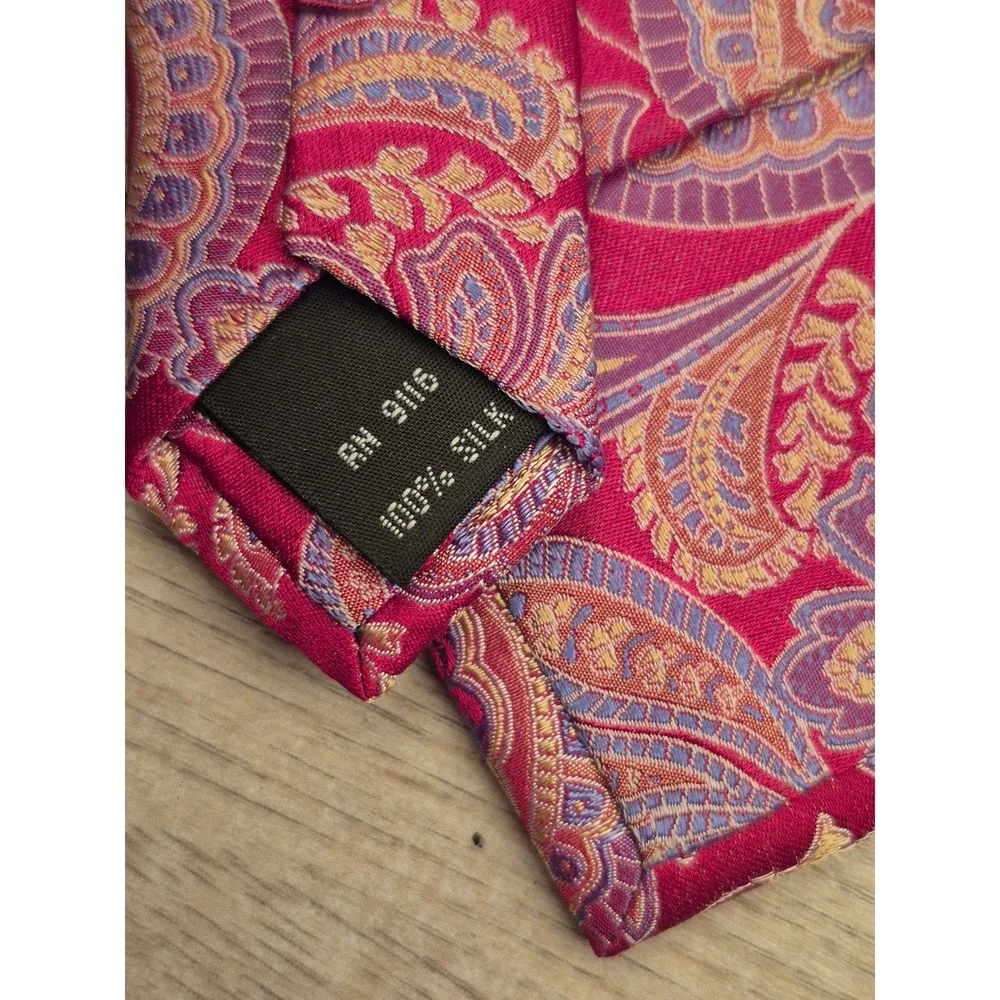 The Mens‎ Store Bloomingdales Silk Abstract Paisley Tie Red Pink Purple Gold
